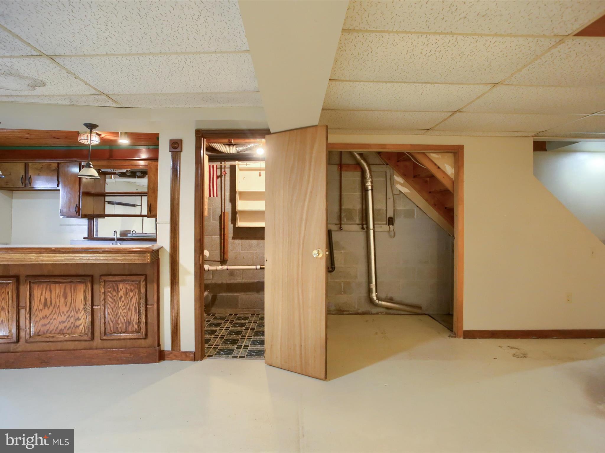 VALLEY GREEN VILLAGE WEST - Residential