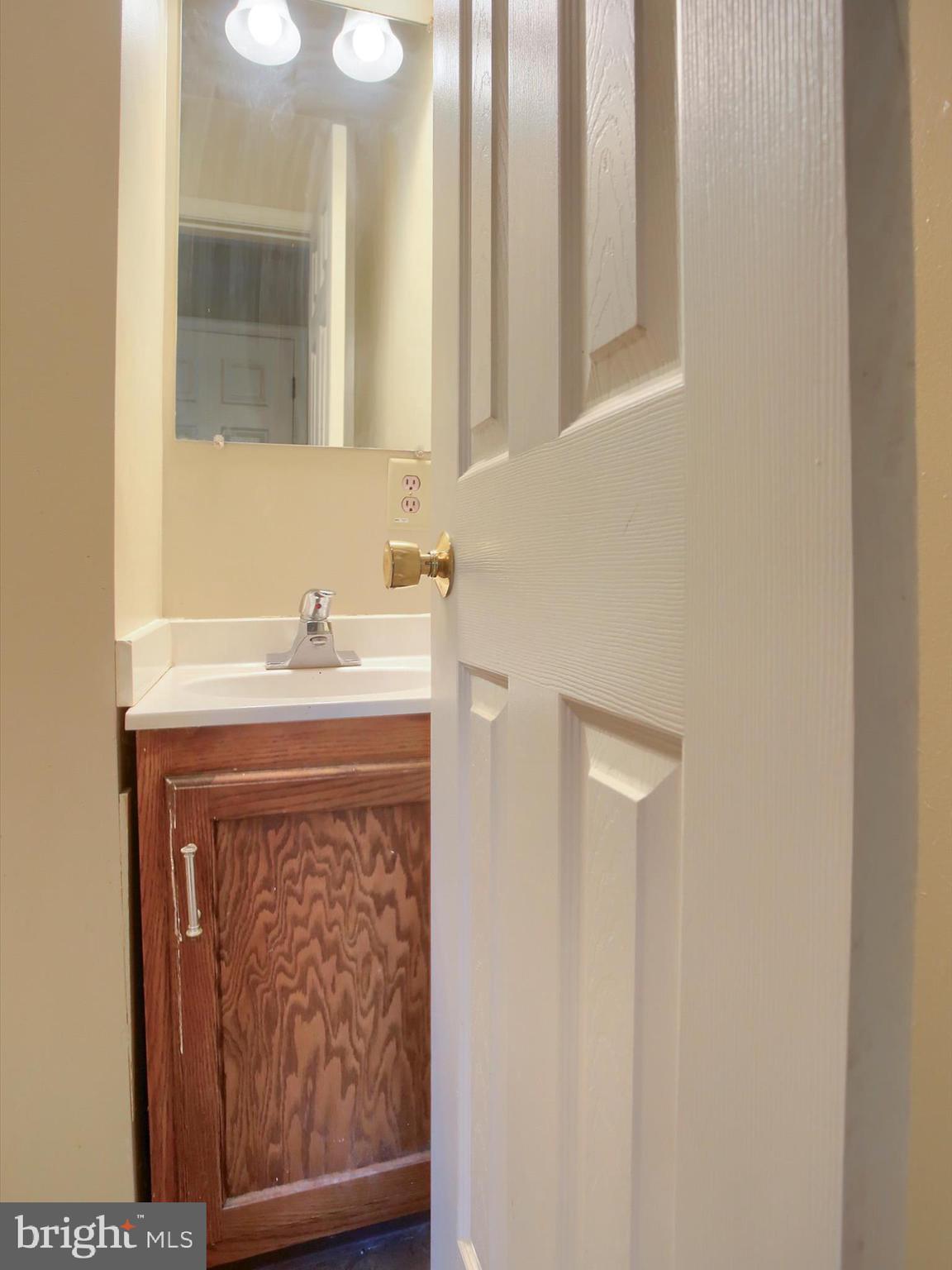 VALLEY GREEN VILLAGE WEST - Residential