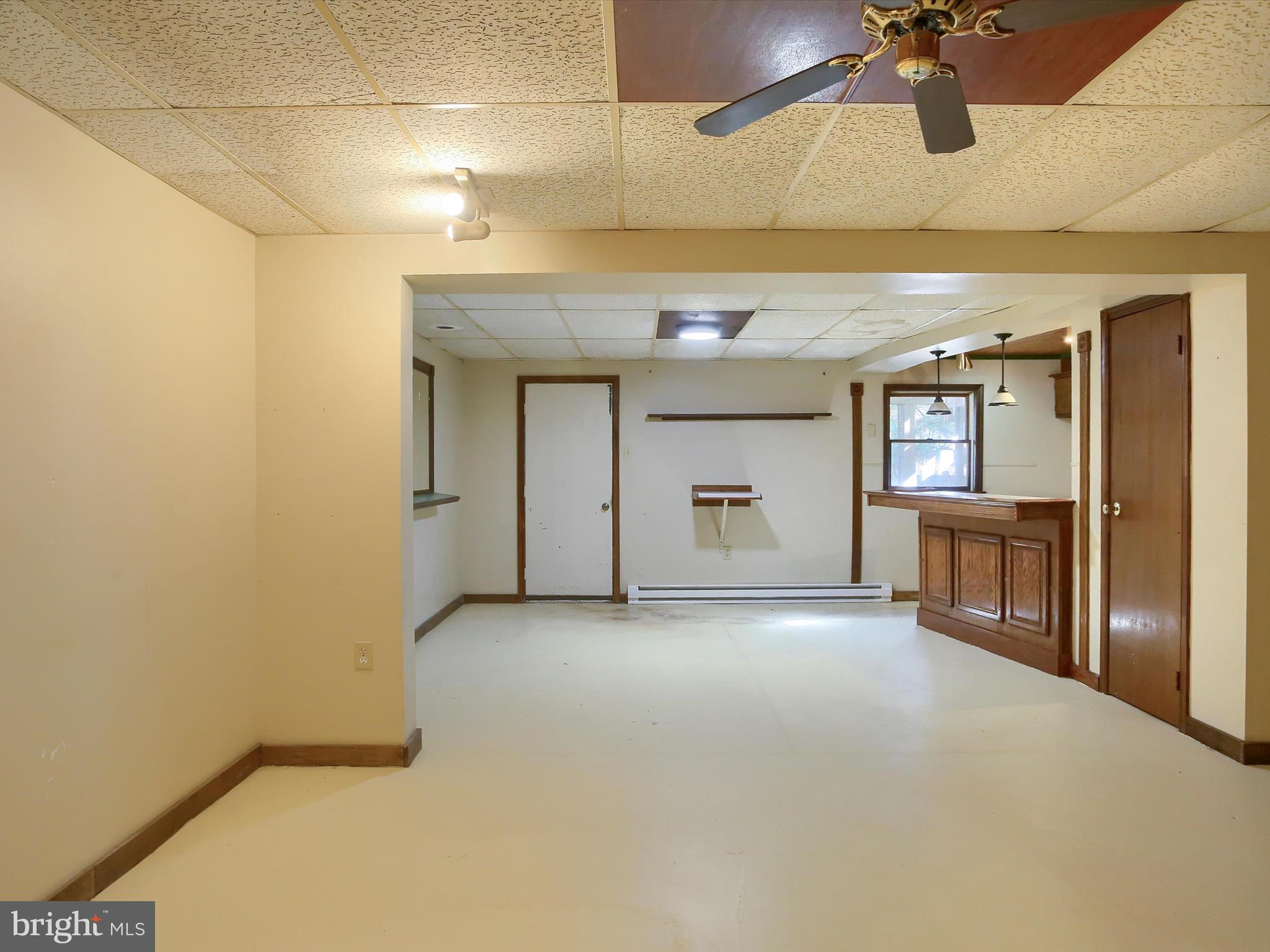 VALLEY GREEN VILLAGE WEST - Residential