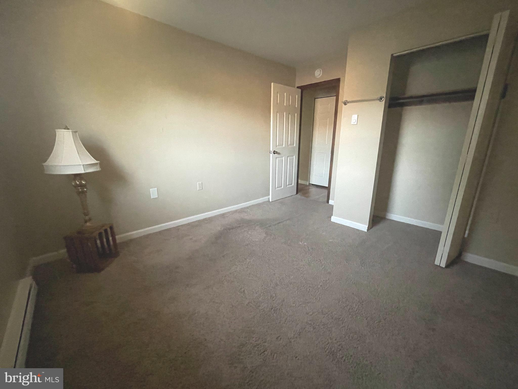 VALLEY GREEN VILLAGE WEST - Residential