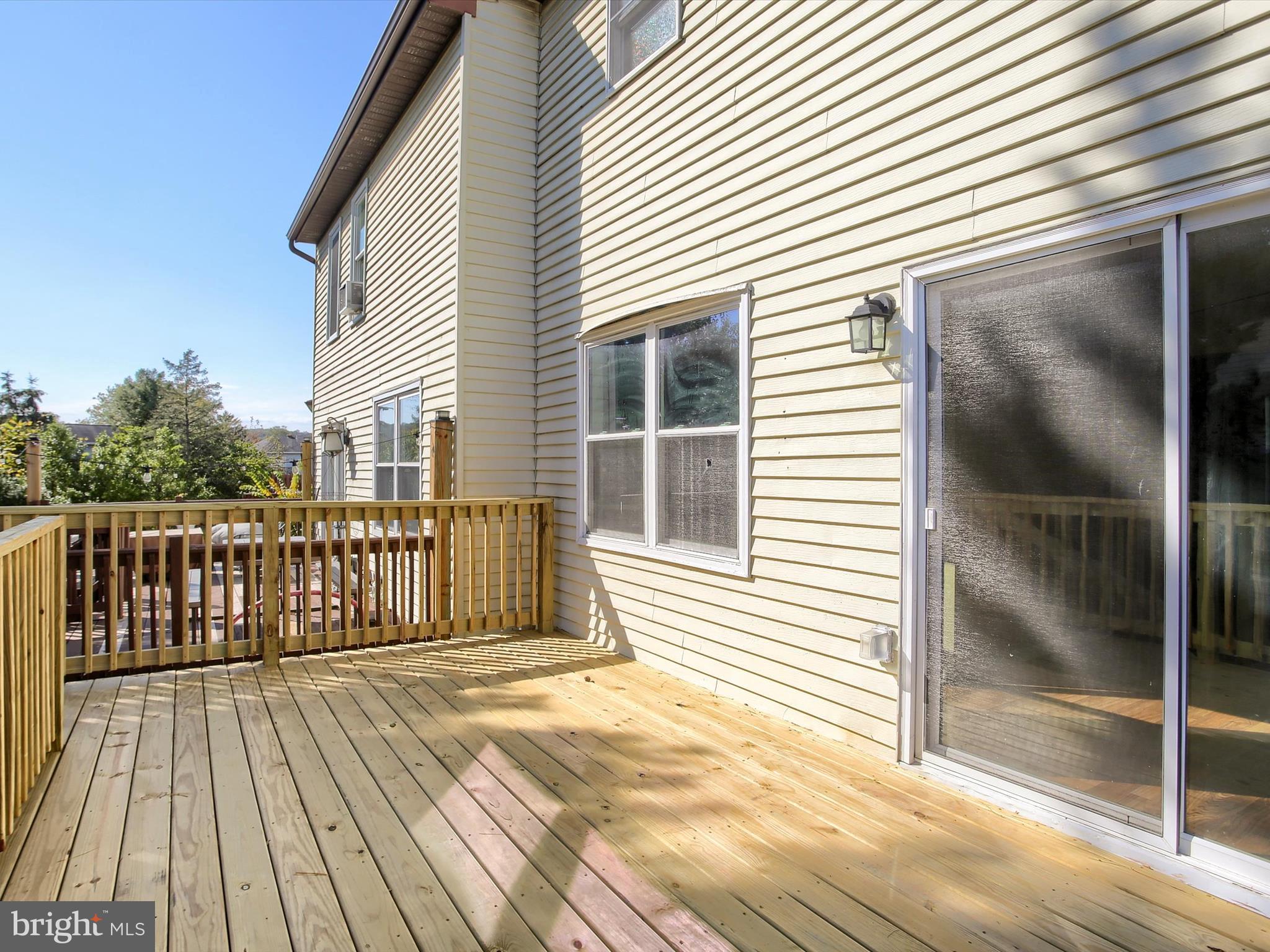 VALLEY GREEN VILLAGE WEST - Residential