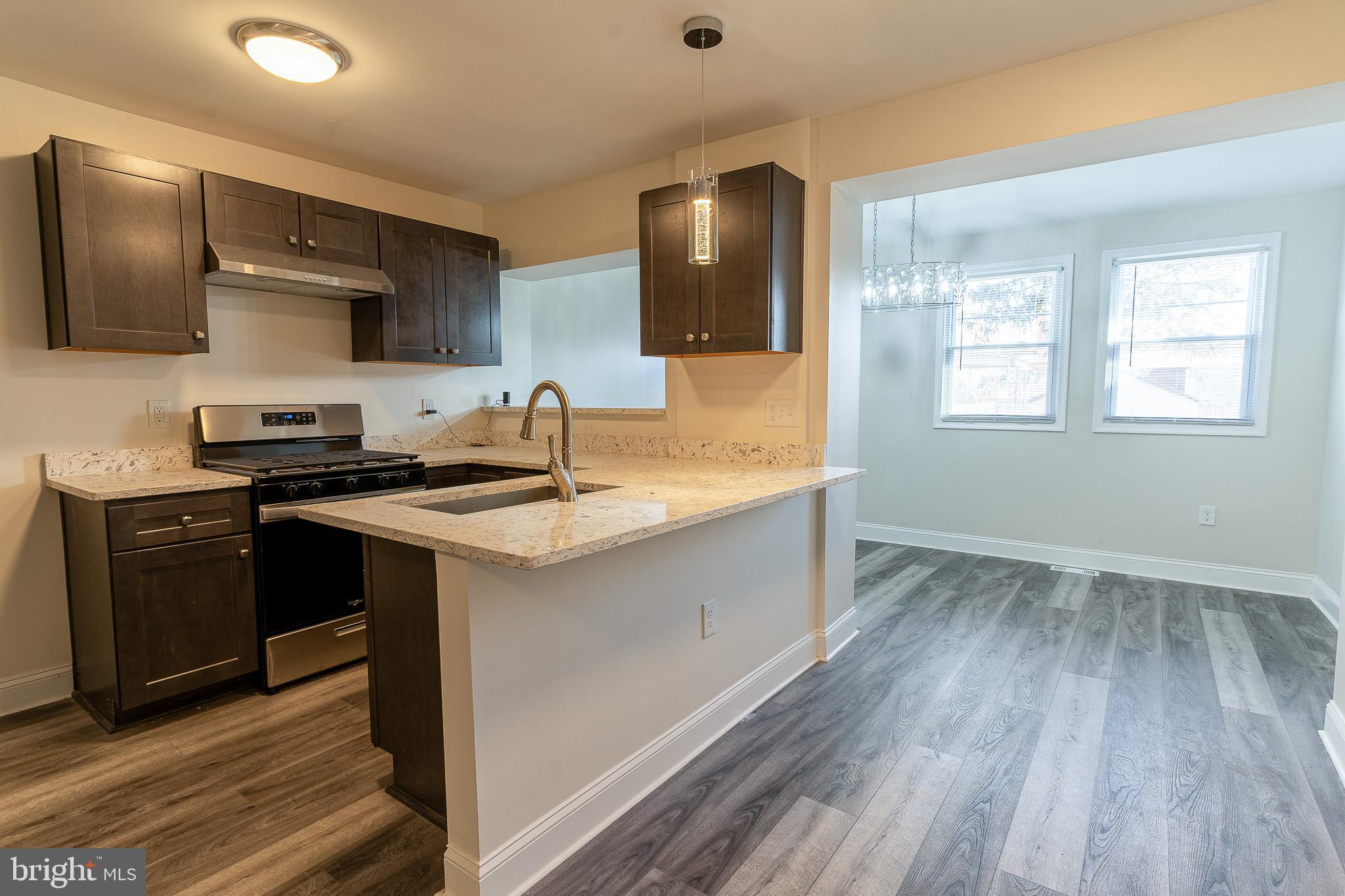 407 OLD RIVERSIDE ROAD