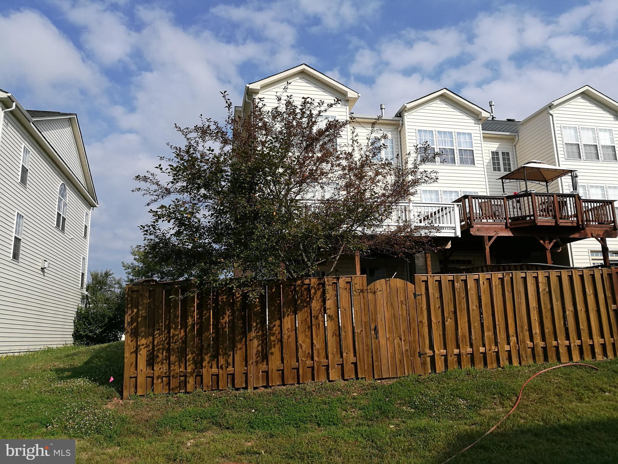 PORT POTOMAC - Residential Lease