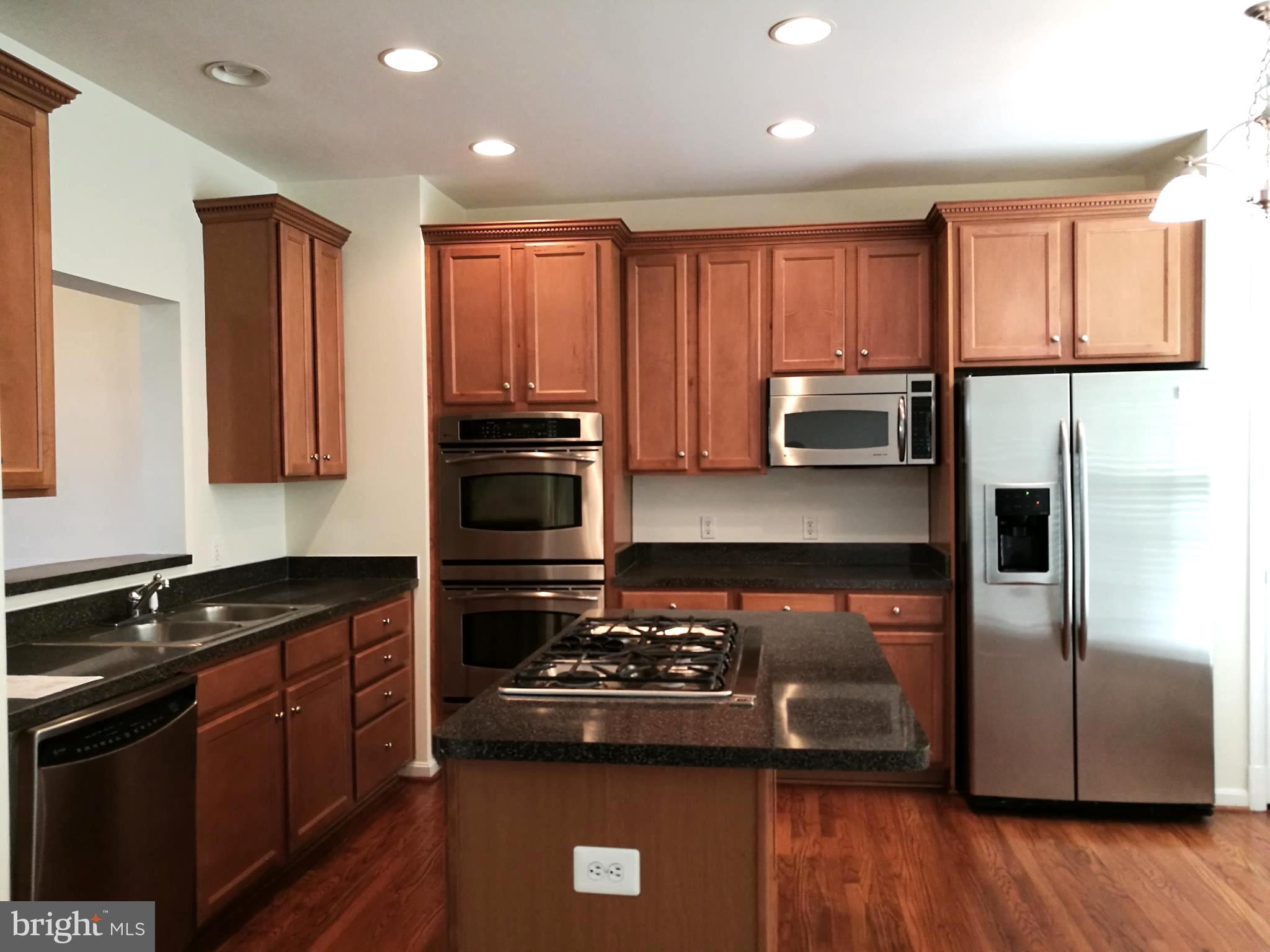 PORT POTOMAC - Residential Lease