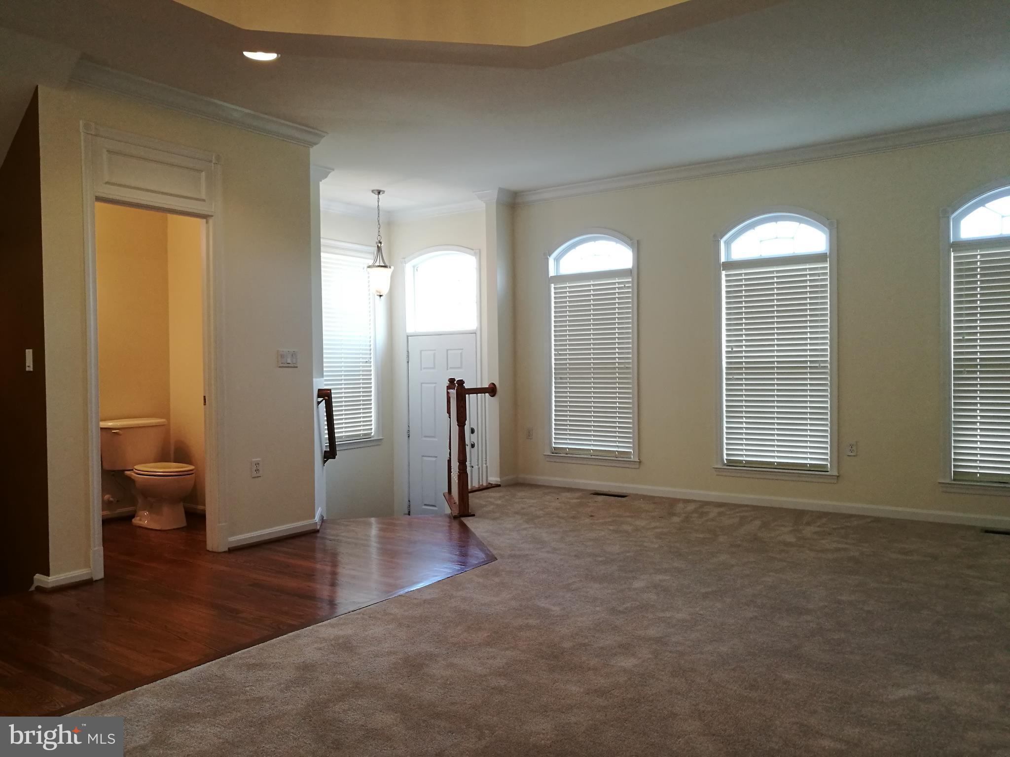 PORT POTOMAC - Residential Lease