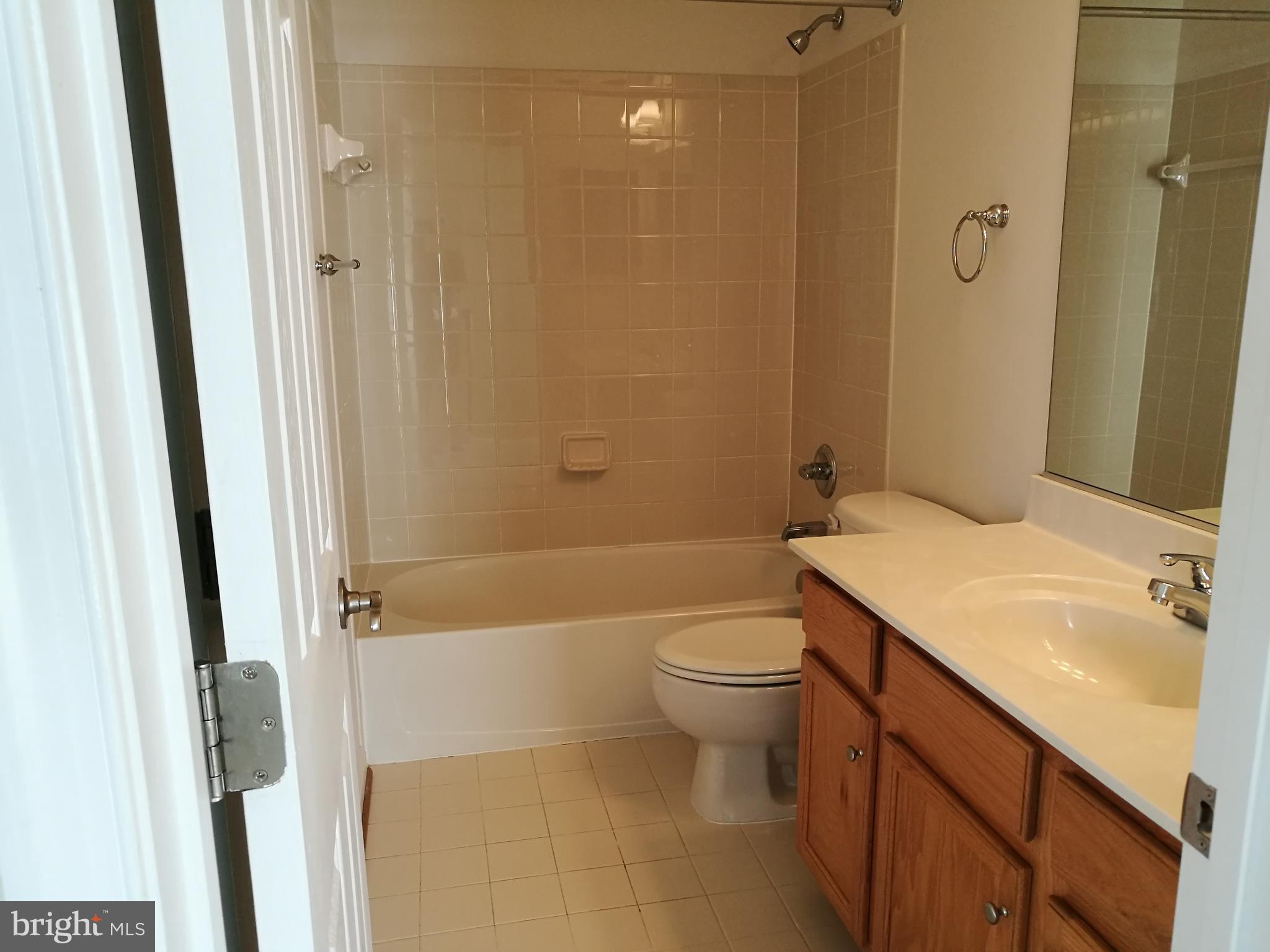 PORT POTOMAC - Residential Lease