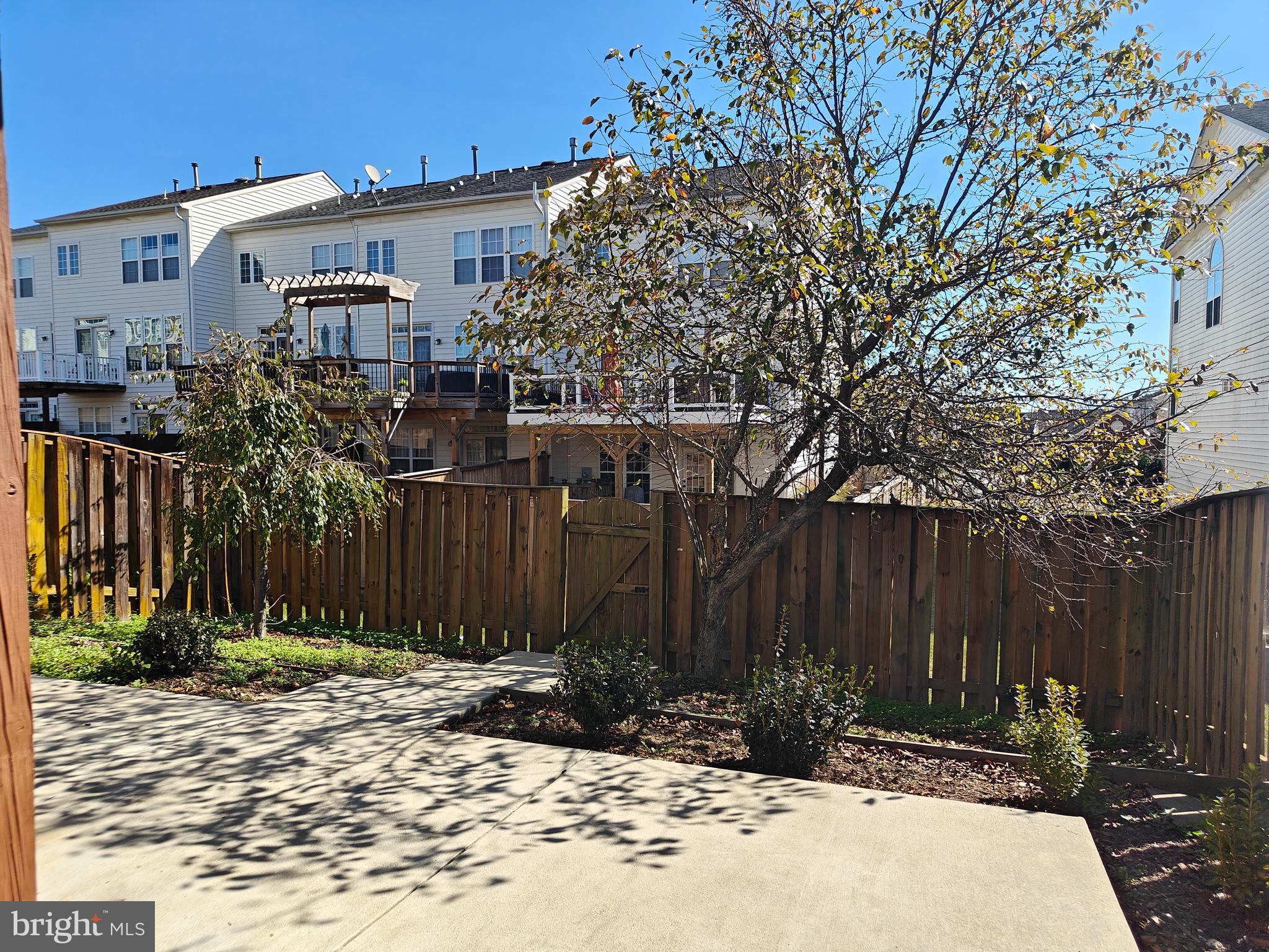 PORT POTOMAC - Residential Lease