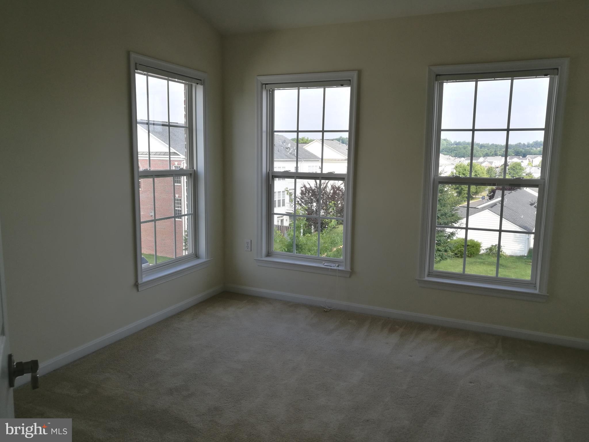 PORT POTOMAC - Residential Lease