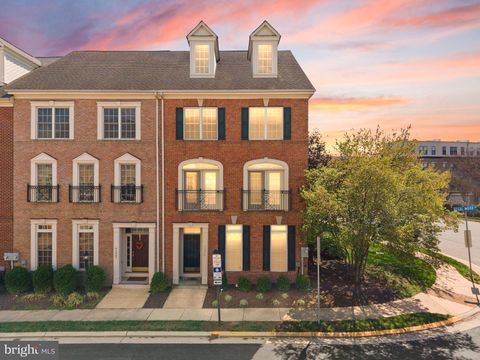 42465 REGAL WOOD DRIVE BRAMBLETON VA 20148