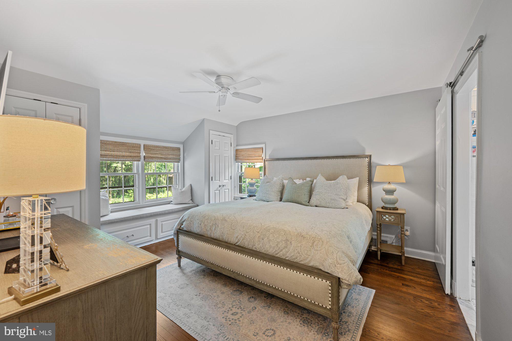 WOODACRES - Residential