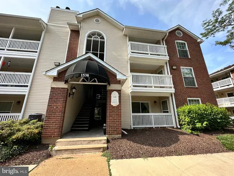 1538 Lincoln Way Unit 102A, McLean, VA MLS: VAFX2288480