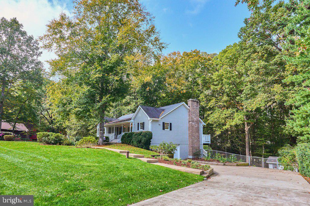 12206 WOODLARK COURT