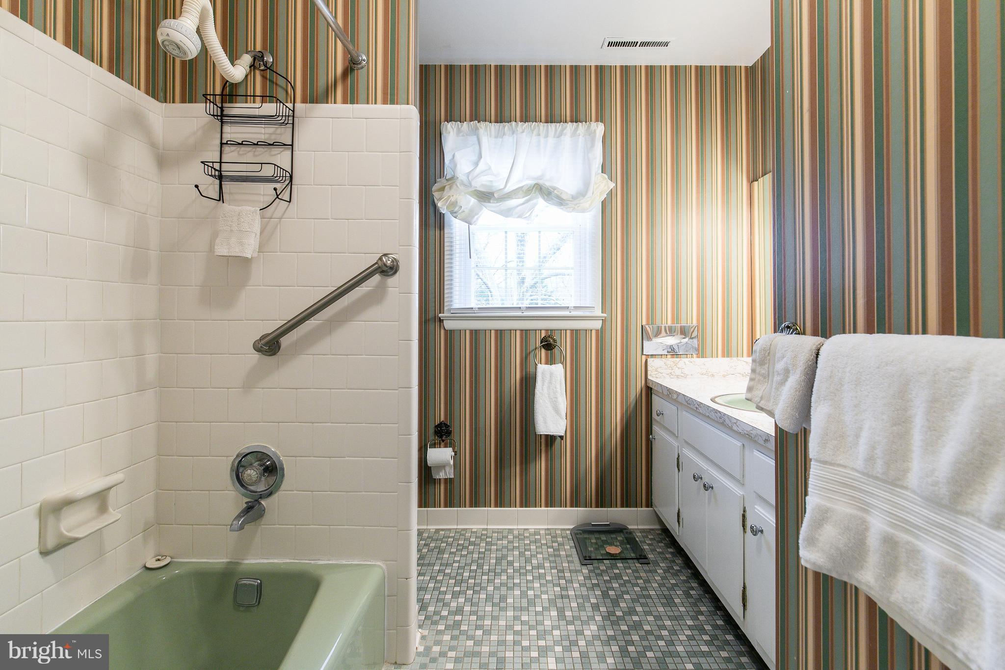 HAZEL RIDGE - Residential