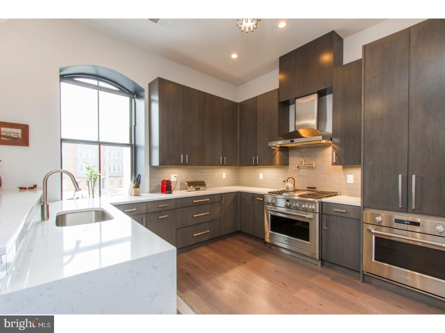 FAIRMOUNT - Residential