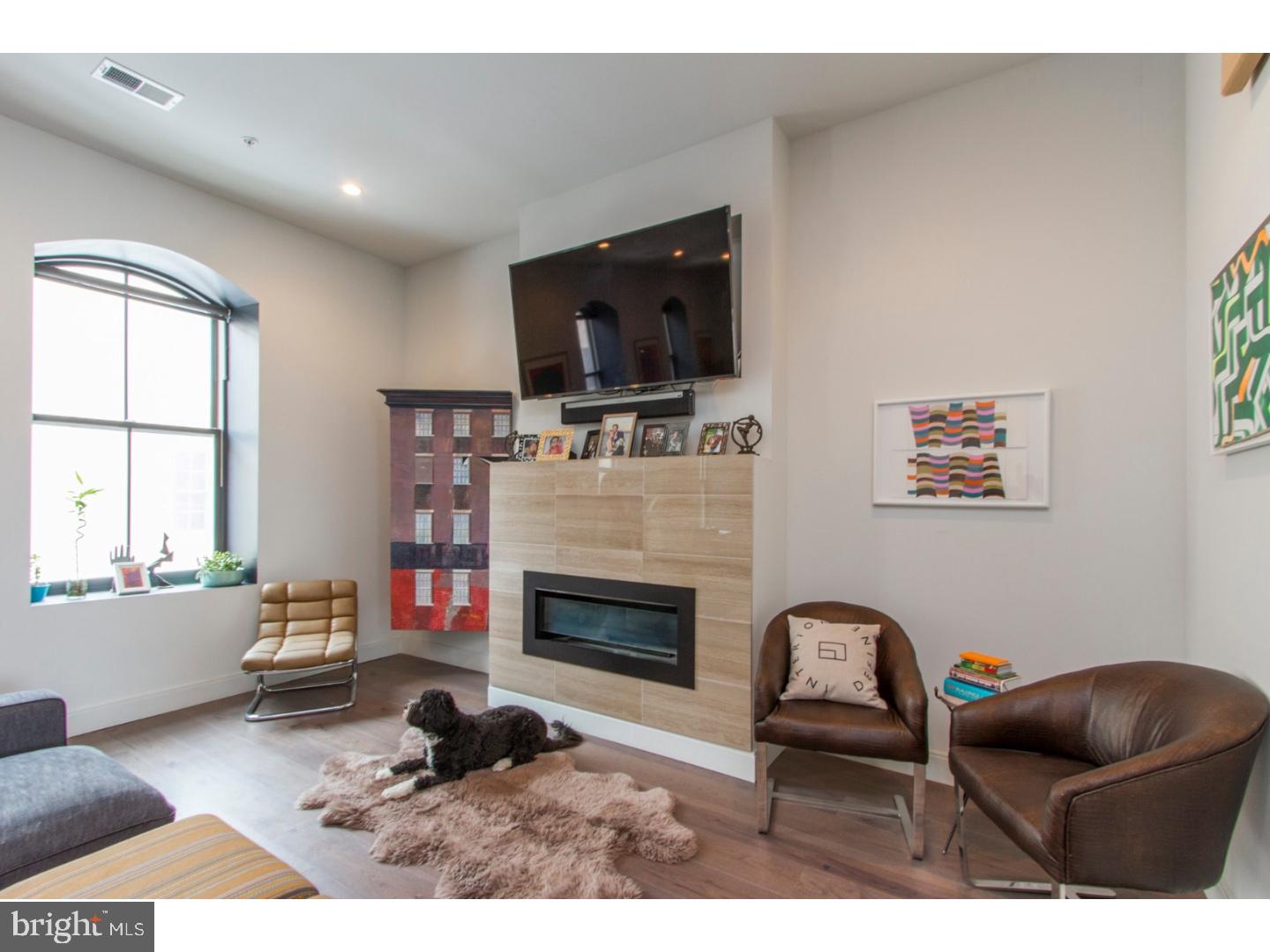 FAIRMOUNT - Residential