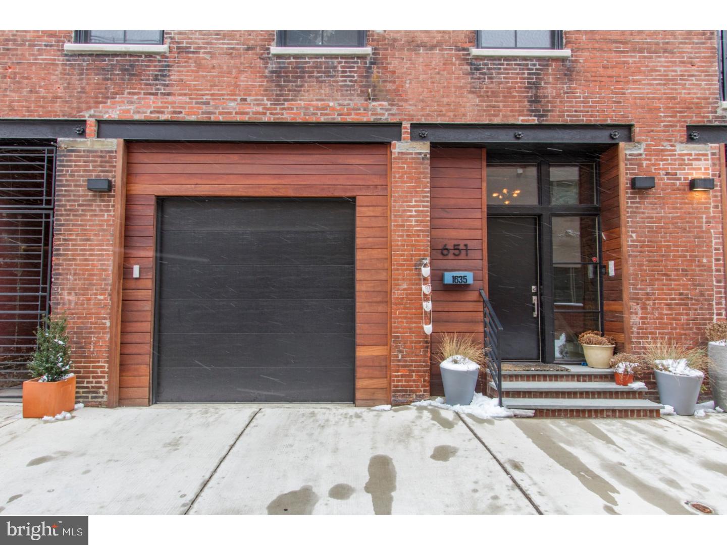 FAIRMOUNT - Residential