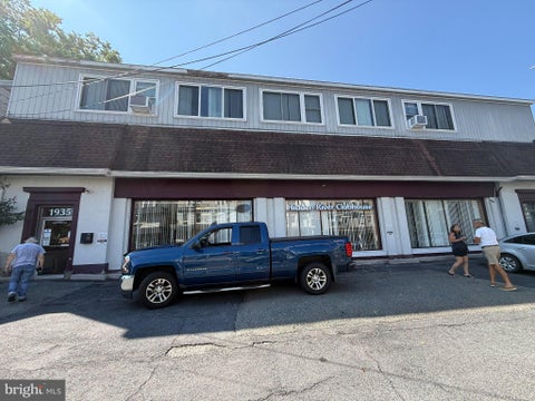 Photo of 1935 W Market Street, POTTSVILLE, PA 17901 (MLS # PASK2030190)