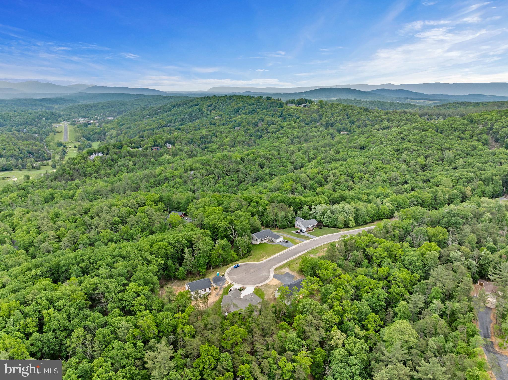 CREEK VALLEY - Residential