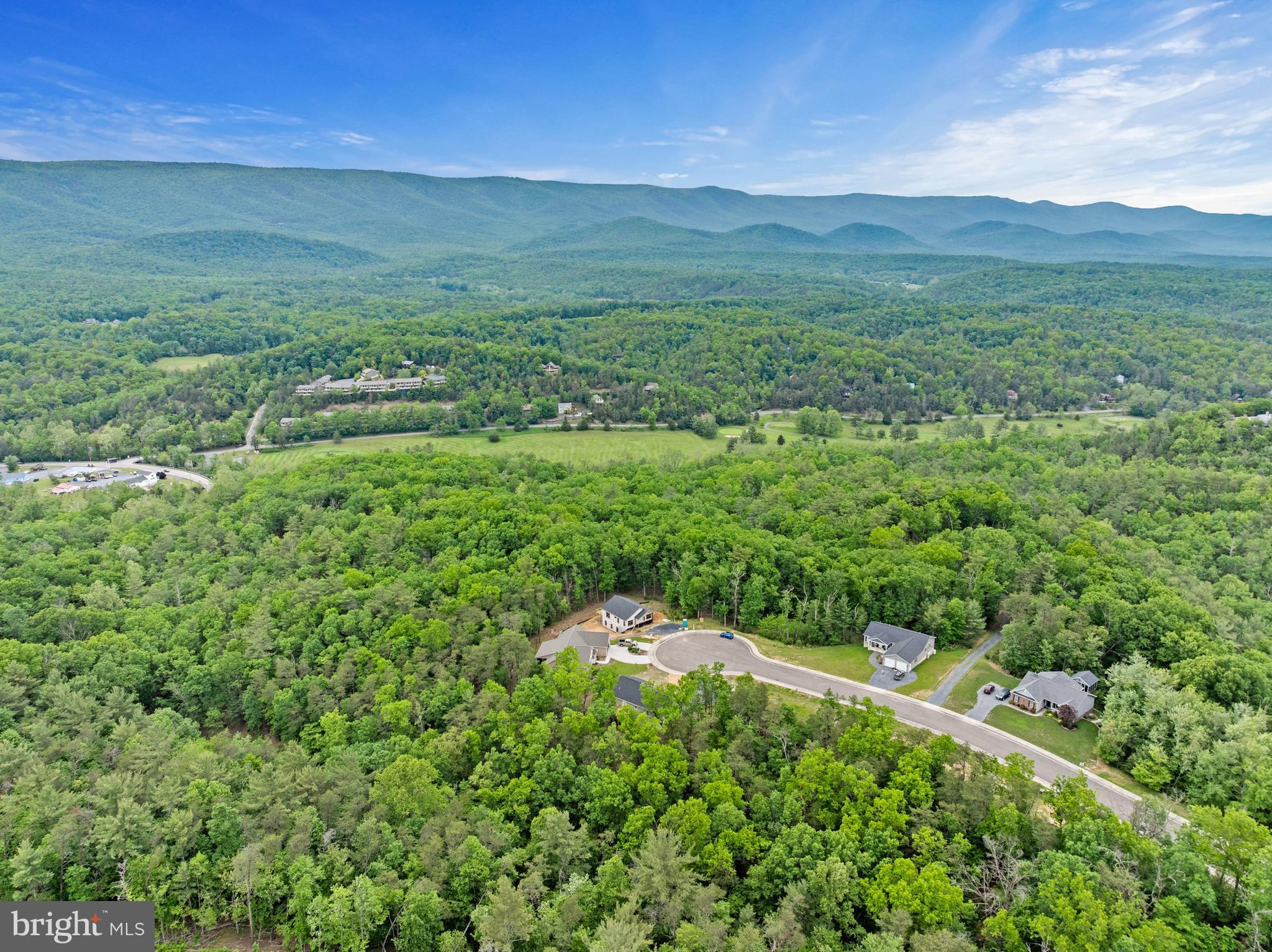 CREEK VALLEY - Residential