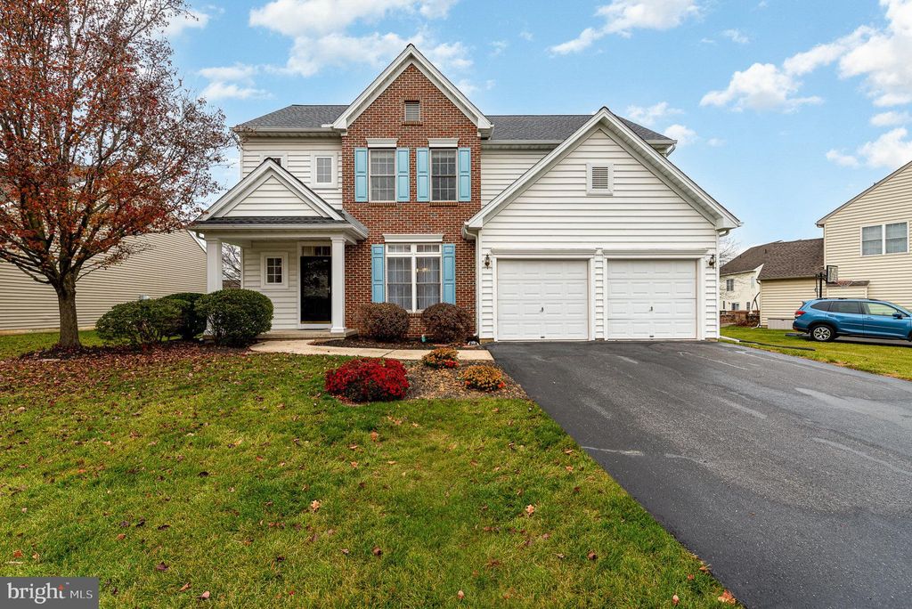 Photo of 115 Charlan Boulevard, Mount Joy, PA 17552 (MLS # PALA2044114)