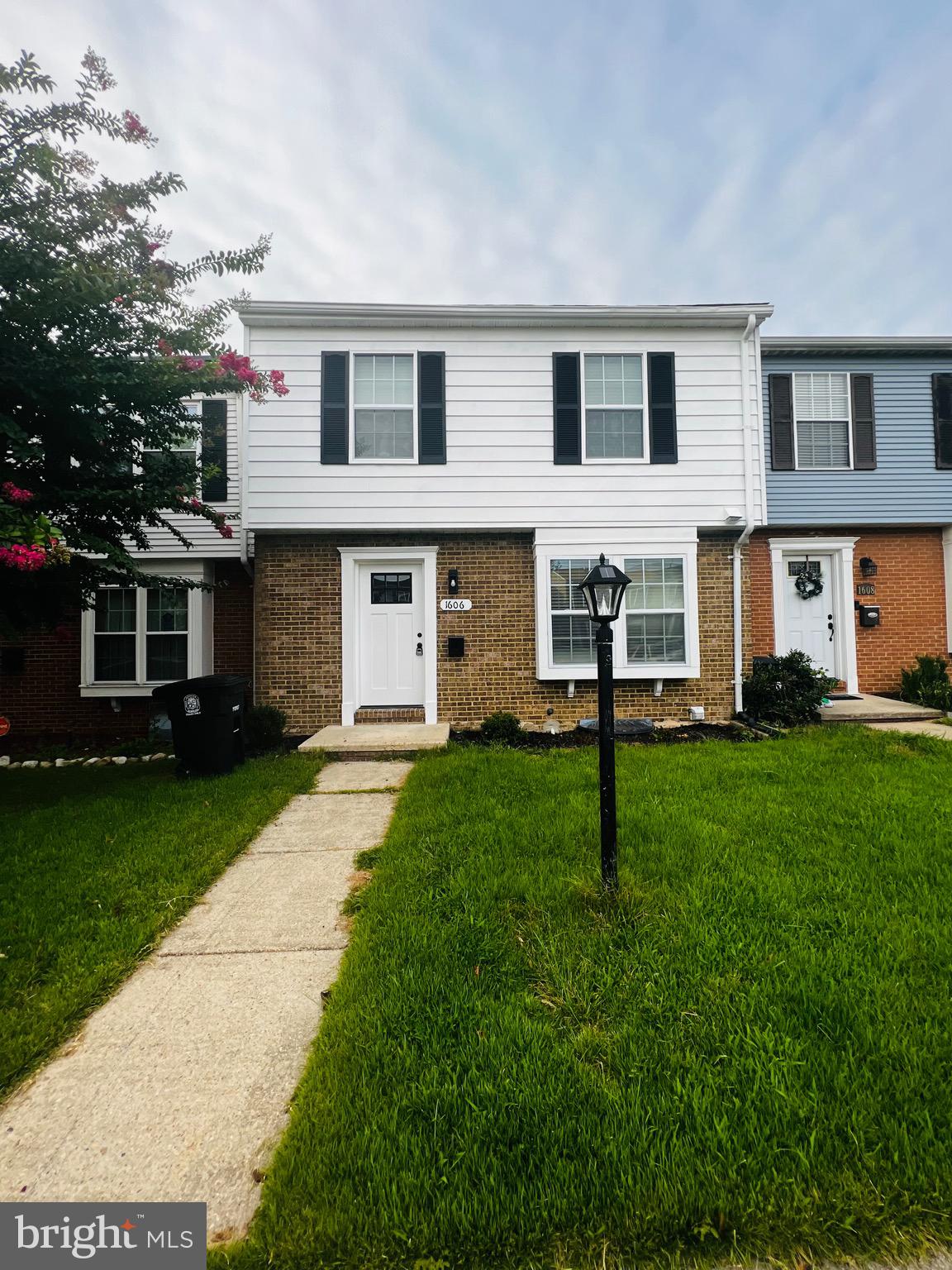 DISTRICT HEIGHTS - Residential Lease