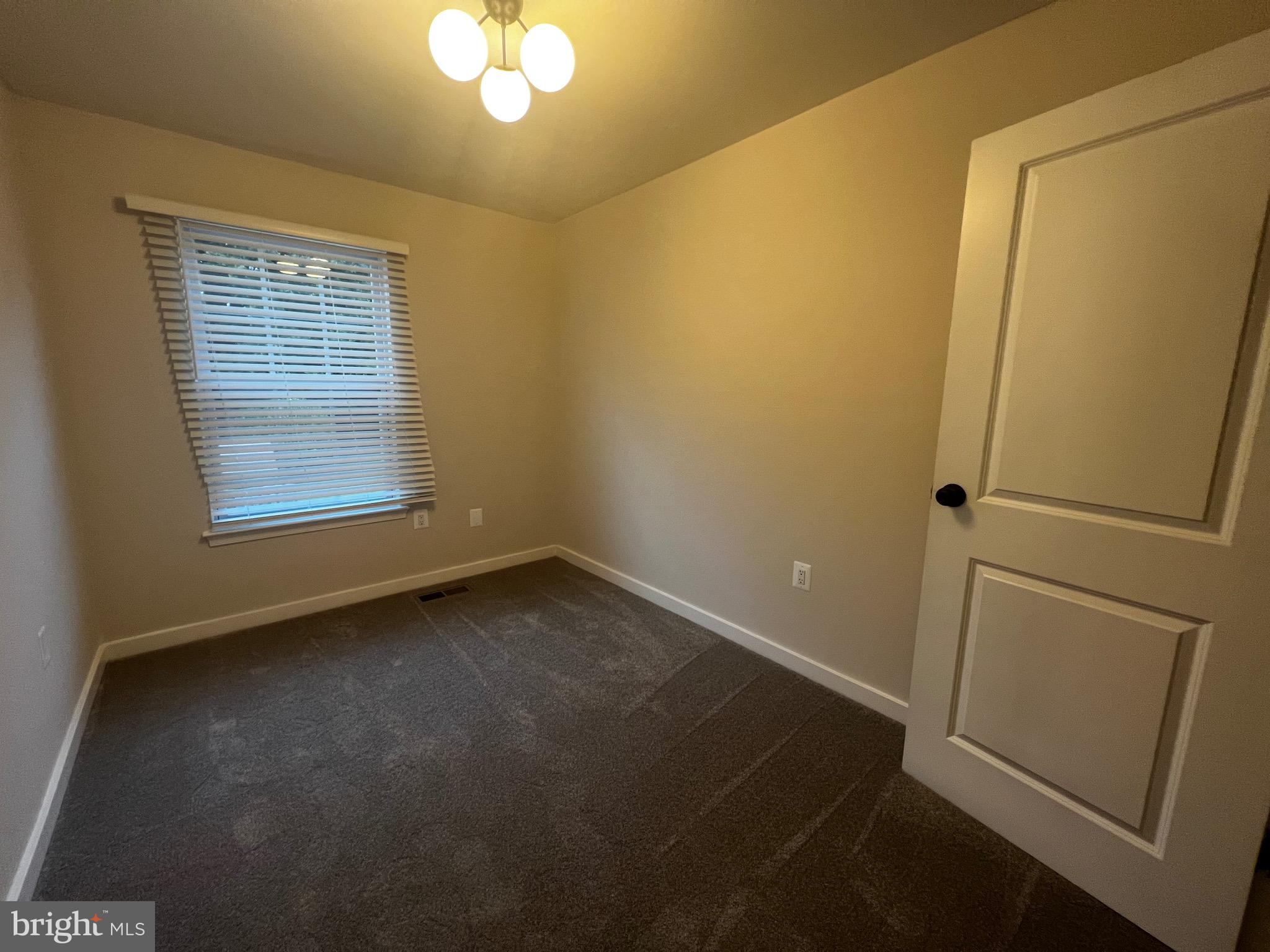 DISTRICT HEIGHTS - Residential Lease