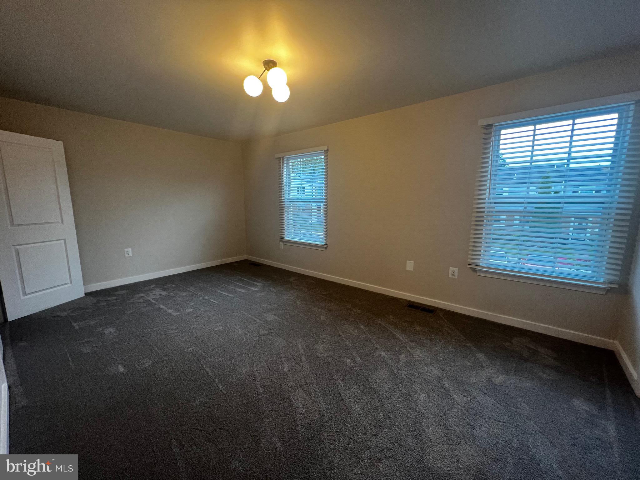 DISTRICT HEIGHTS - Residential Lease