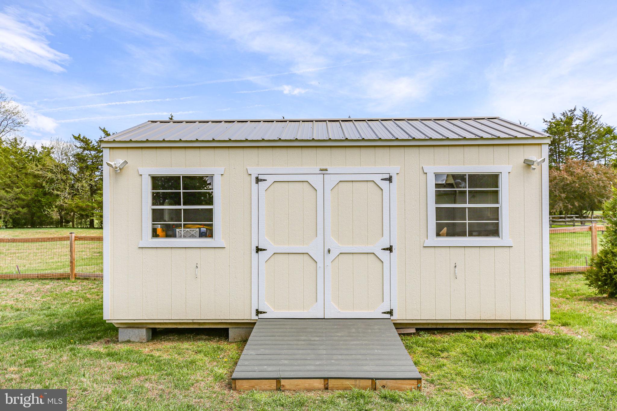 MABEL M PETTIE - Residential