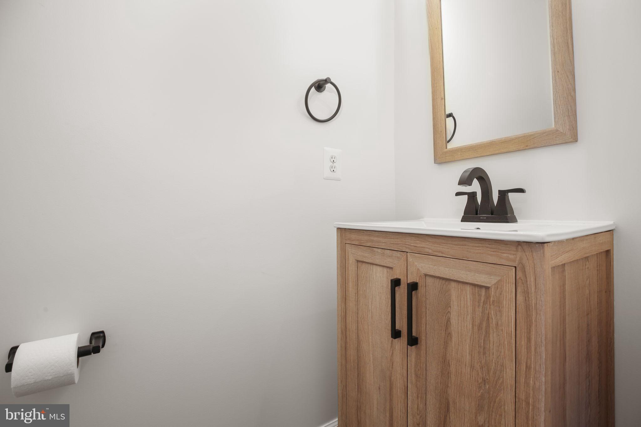 MABEL M PETTIE - Residential