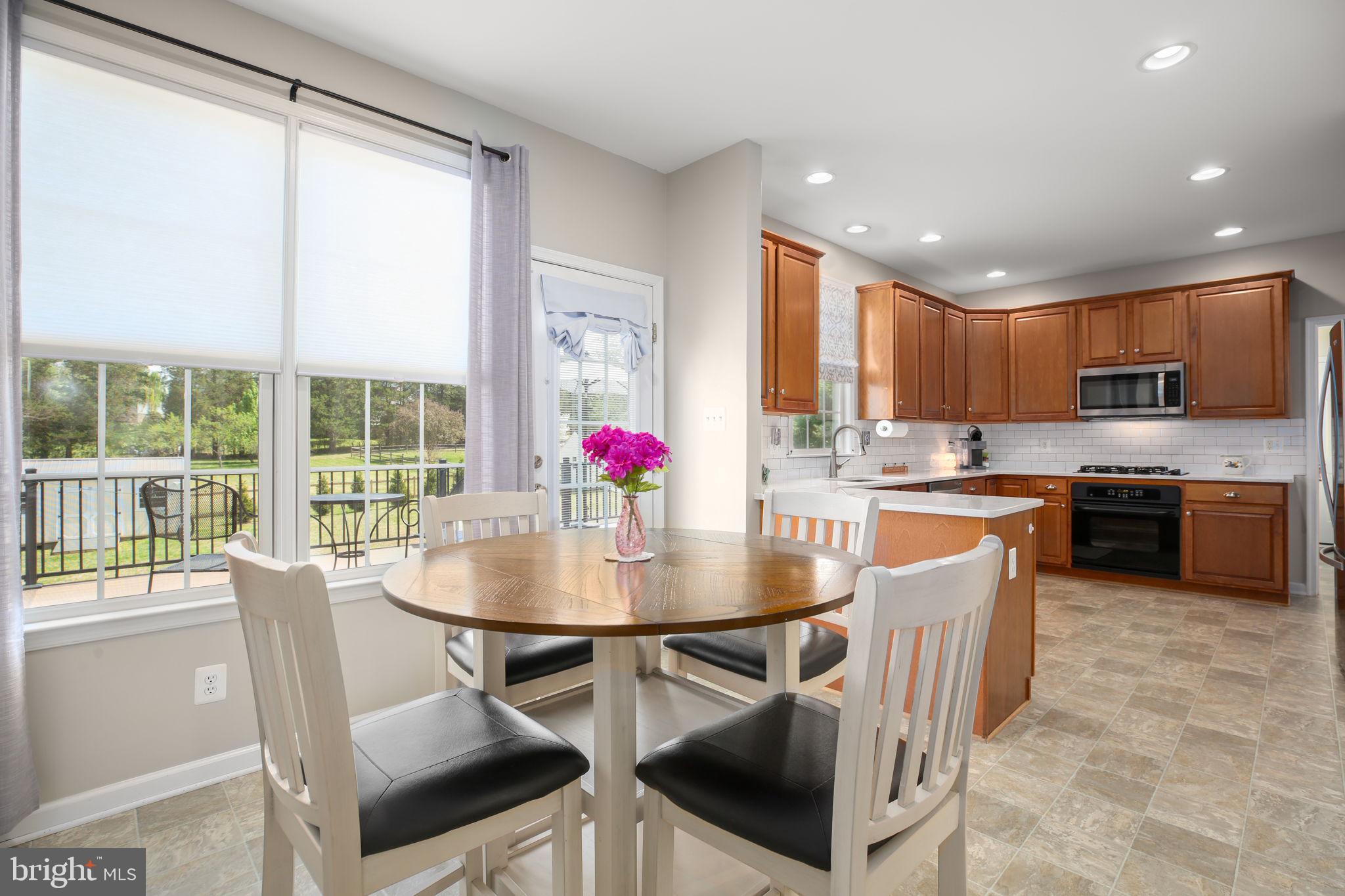 MABEL M PETTIE - Residential