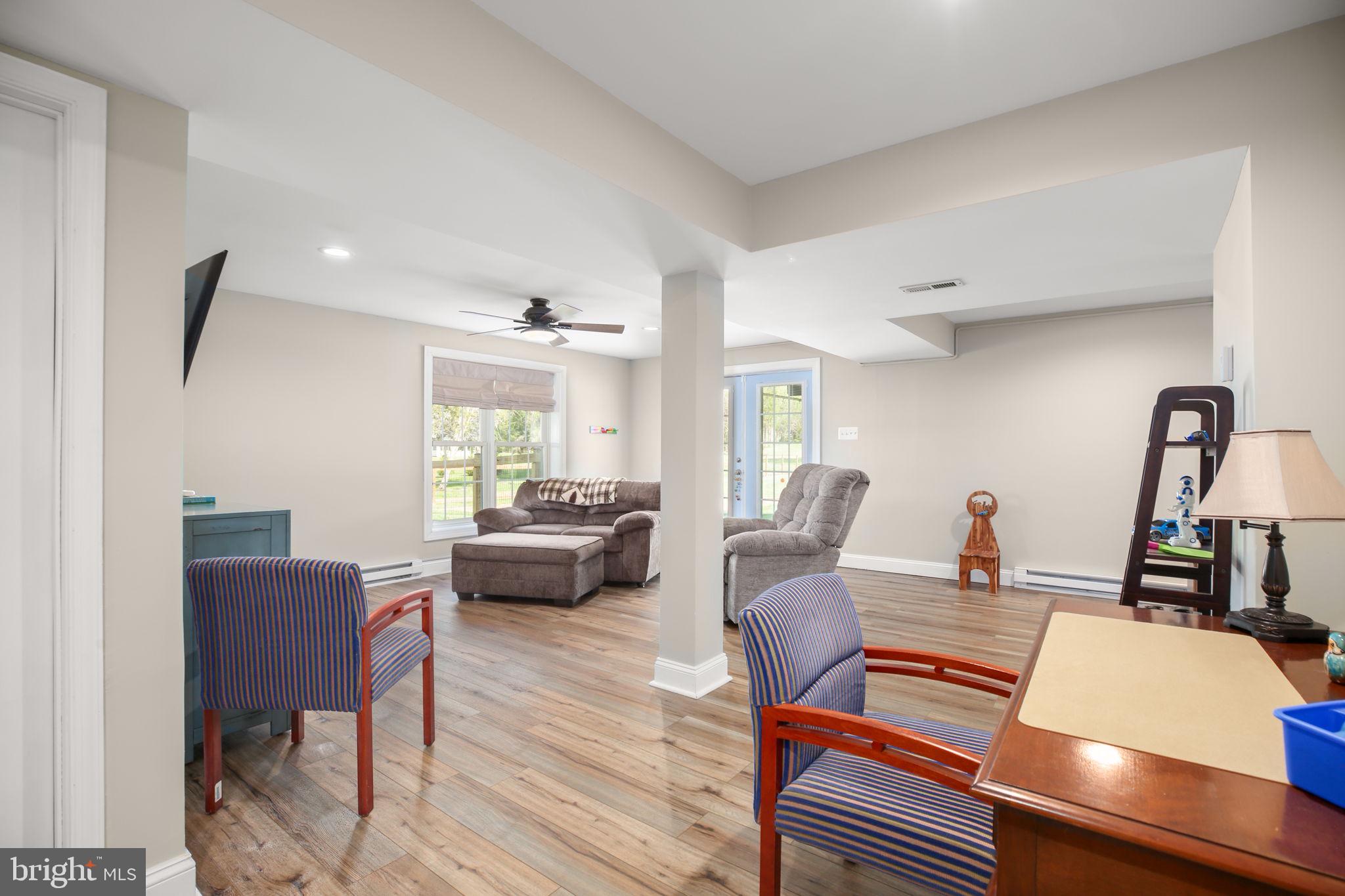 MABEL M PETTIE - Residential