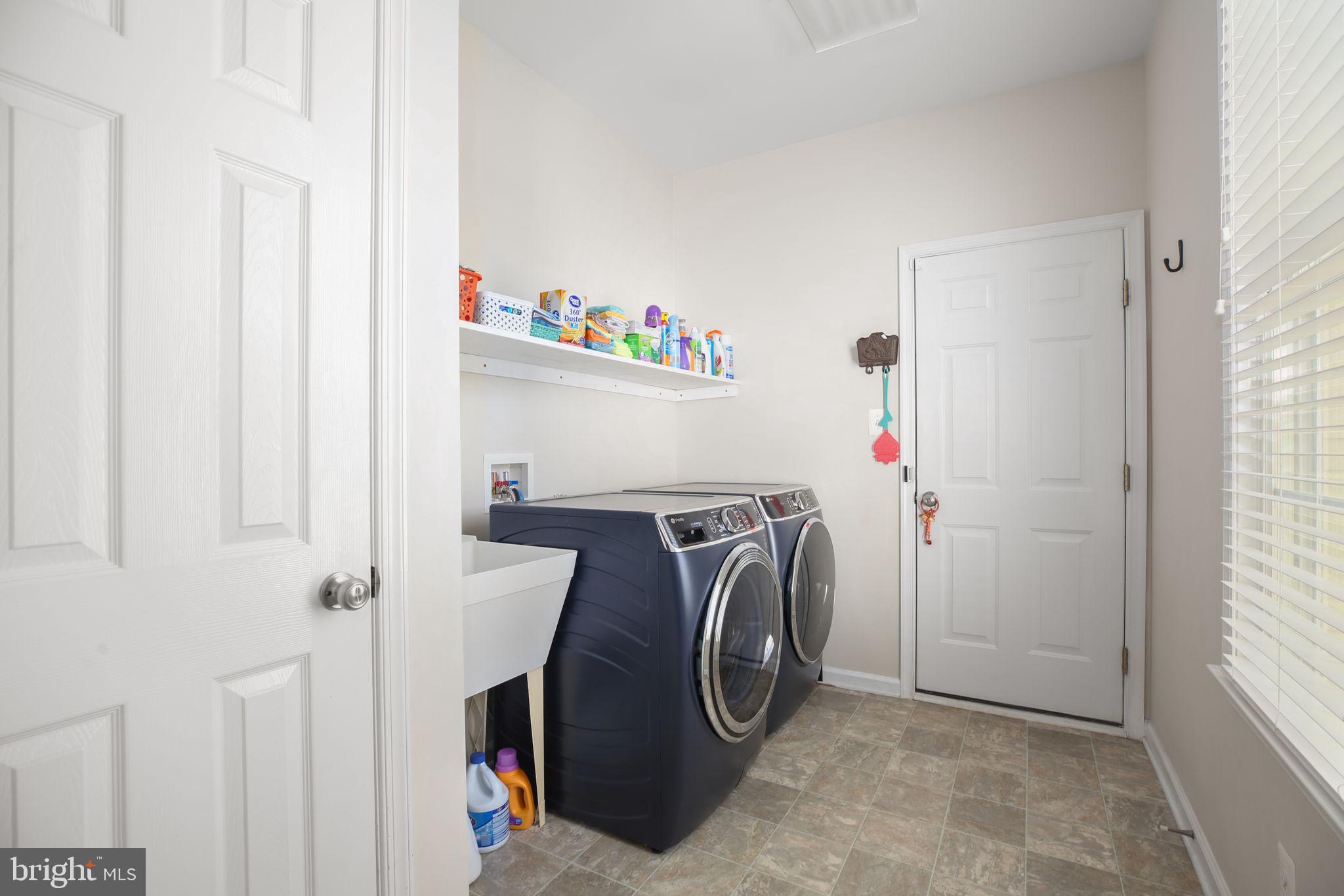 MABEL M PETTIE - Residential