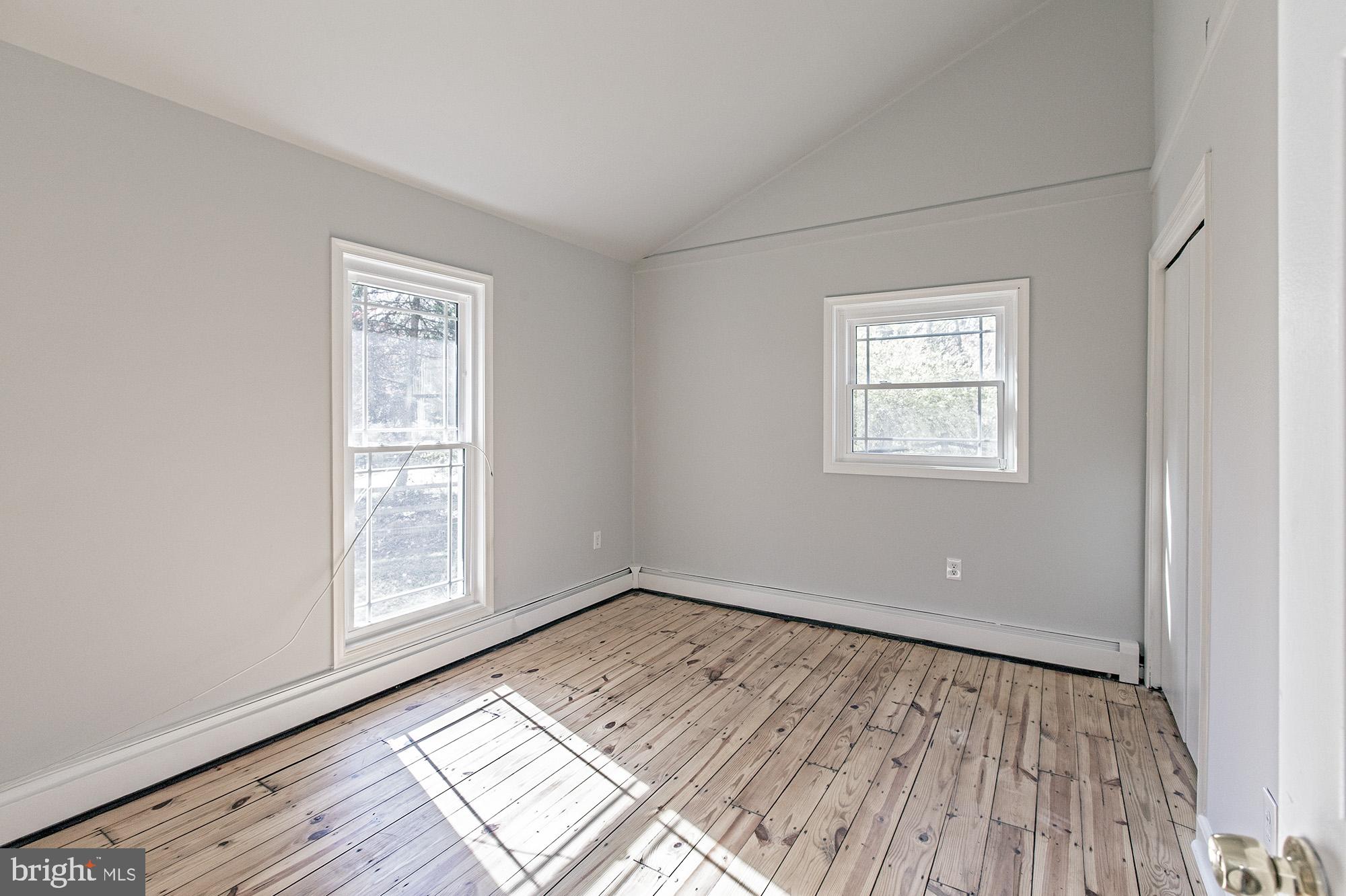 CHARLTON FARMS - Residential