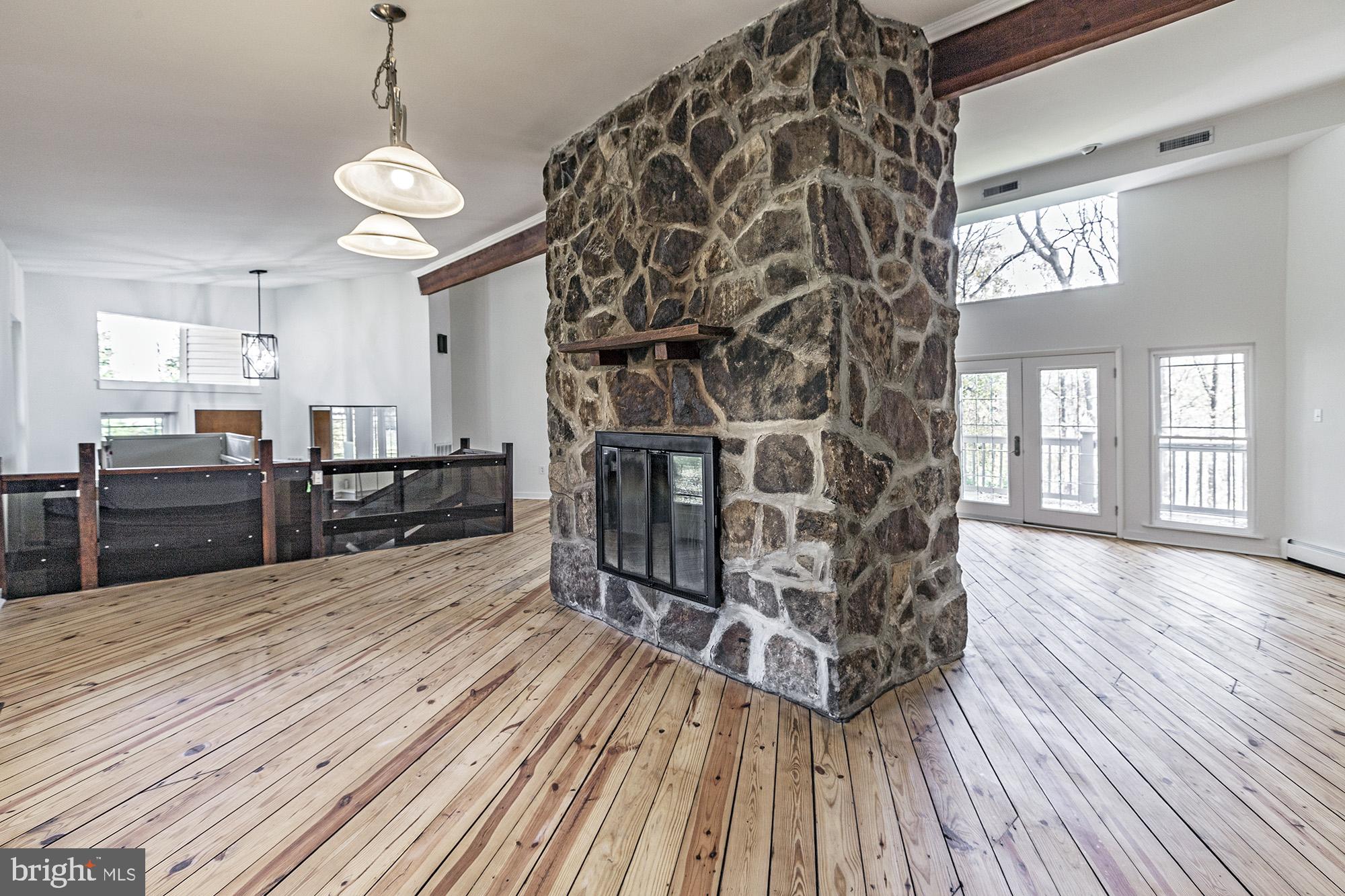 CHARLTON FARMS - Residential