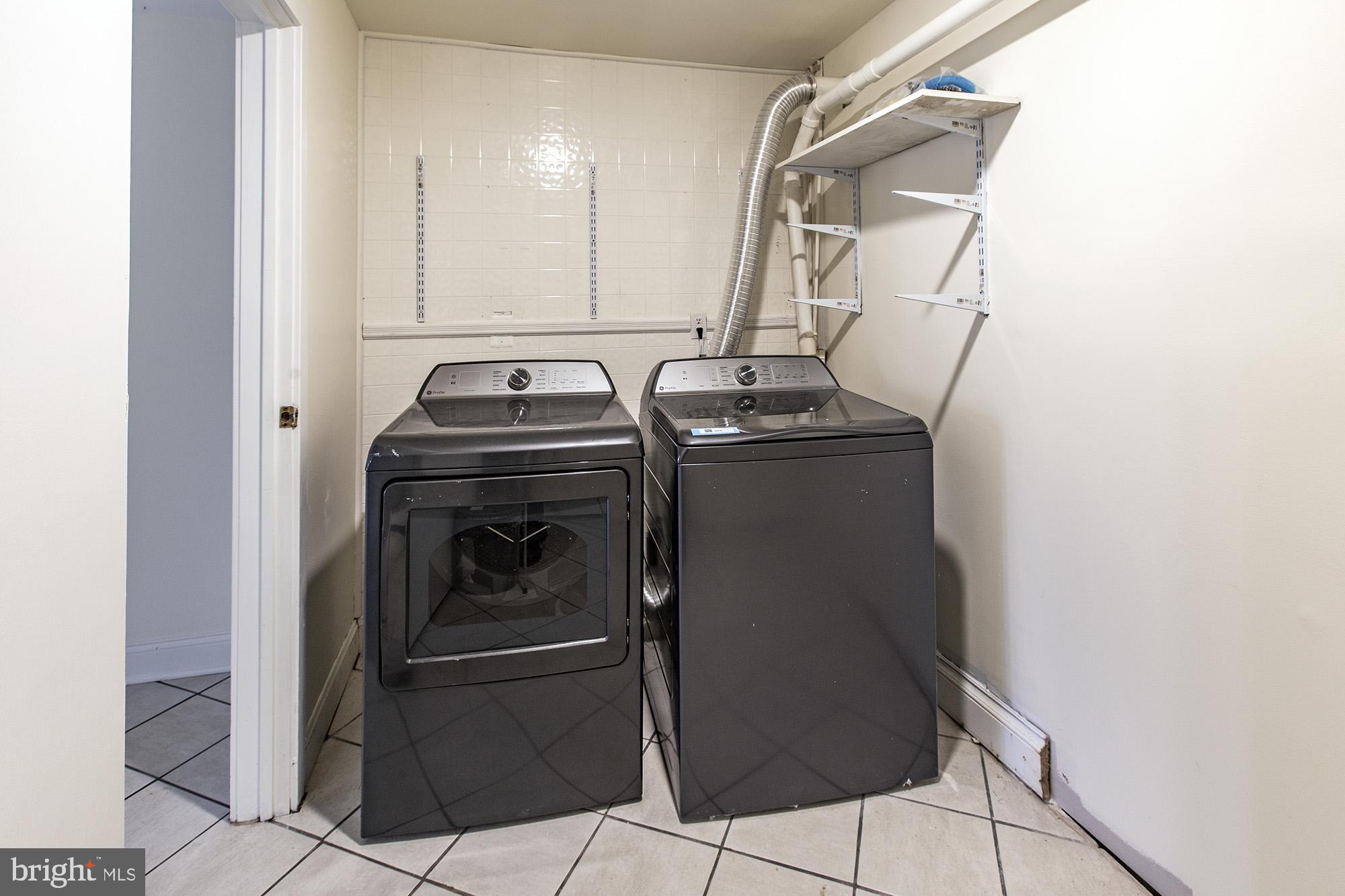 CHARLTON FARMS - Residential