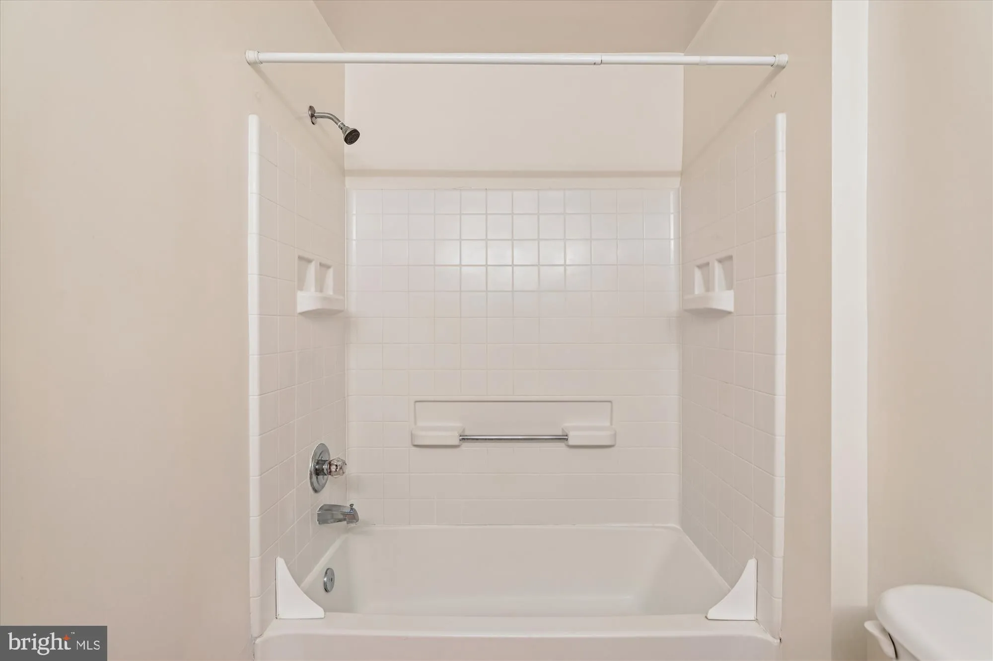 Annapolis, Maryland 21401, United States, 2 Bedrooms Bedrooms, ,2 BathroomsBathrooms,Residential,Active,247350