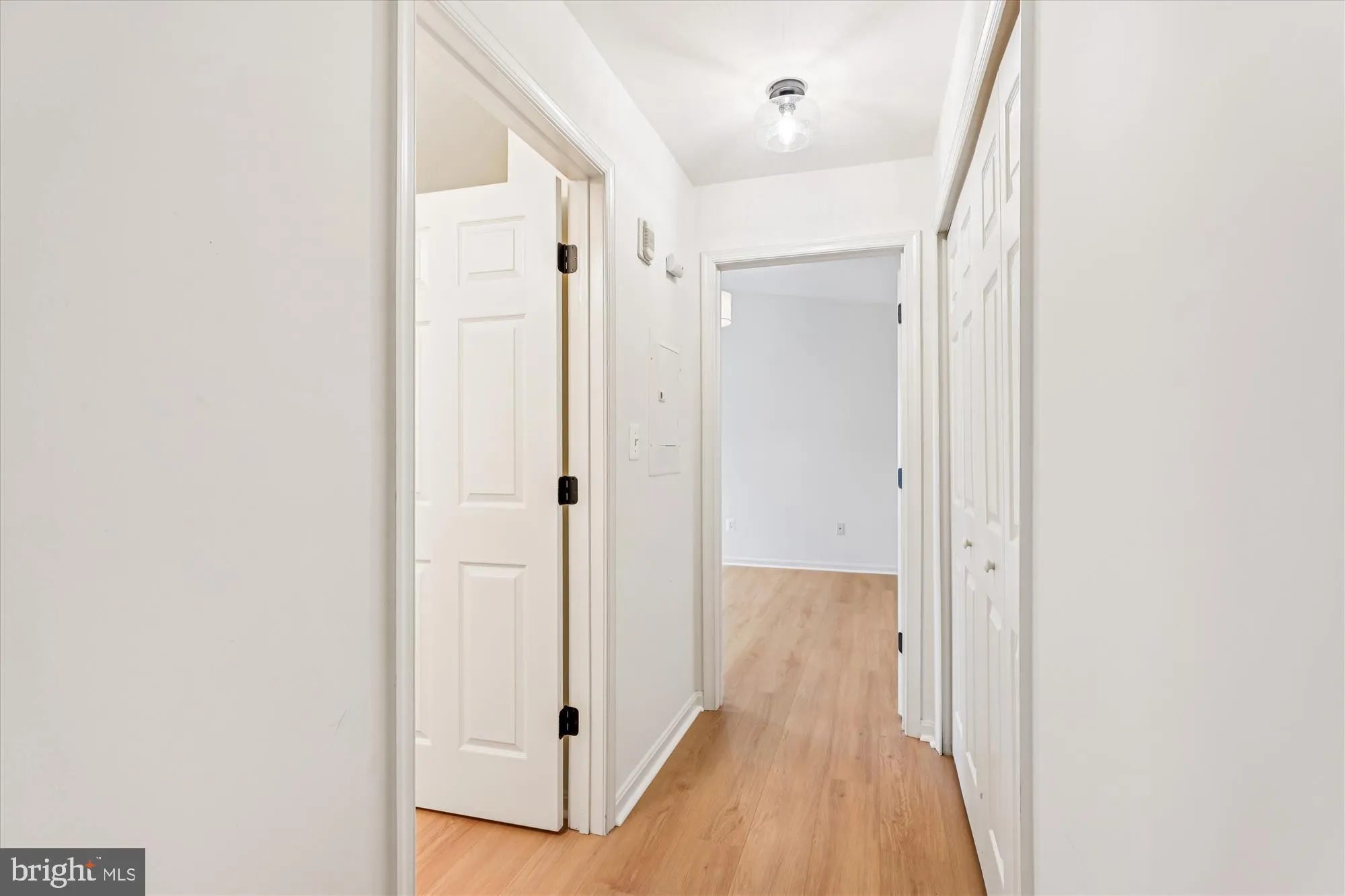 Annapolis, Maryland 21401, United States, 2 Bedrooms Bedrooms, ,2 BathroomsBathrooms,Residential,Active,247350