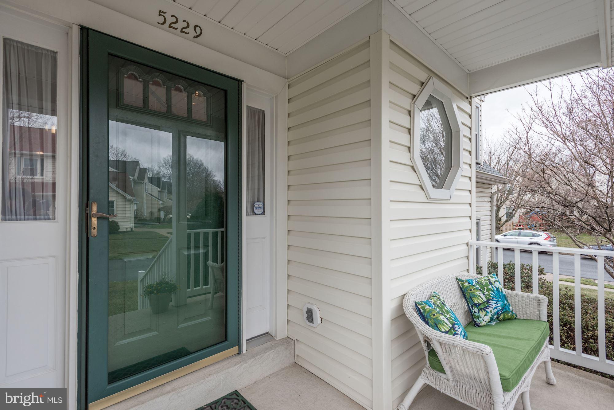 LIFESTYLE AT SULLY STATION - Residential