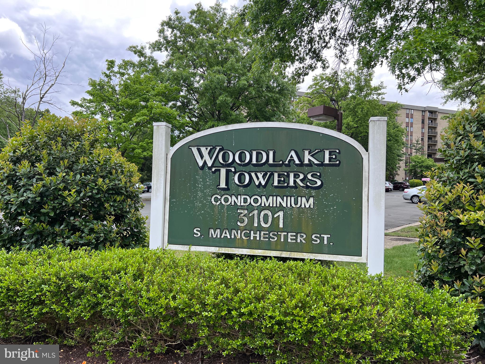 WOODLAKE TOWERS - Residential