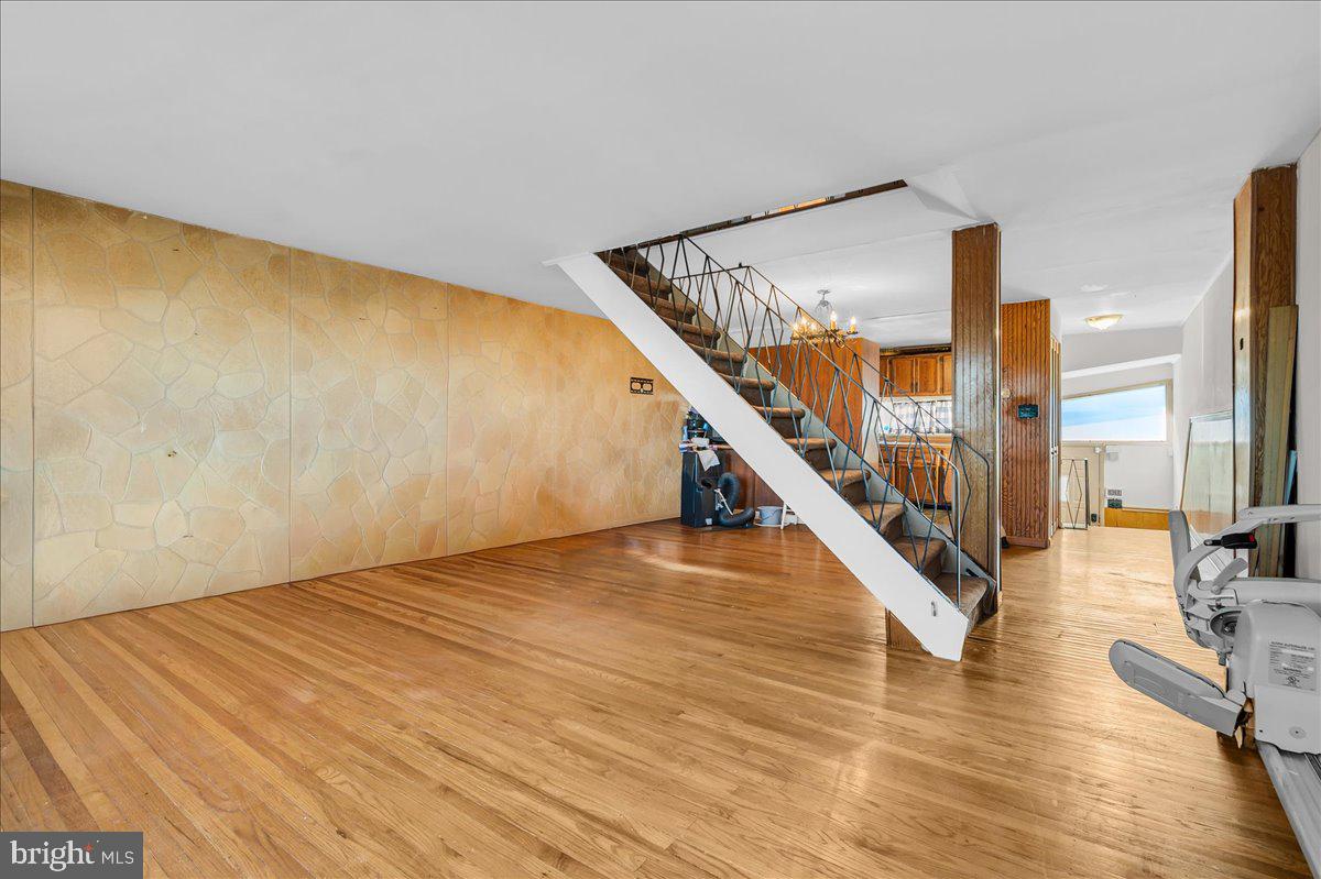 OAKMONT - Residential