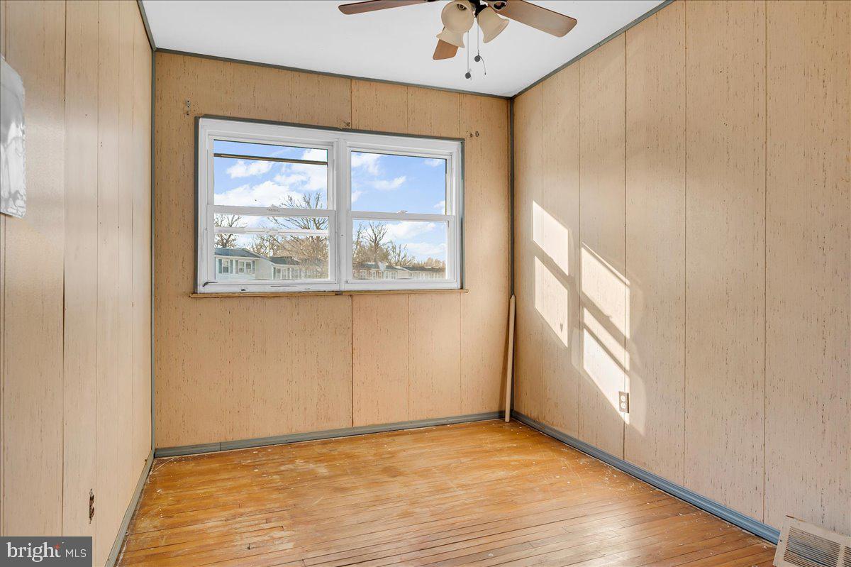 OAKMONT - Residential