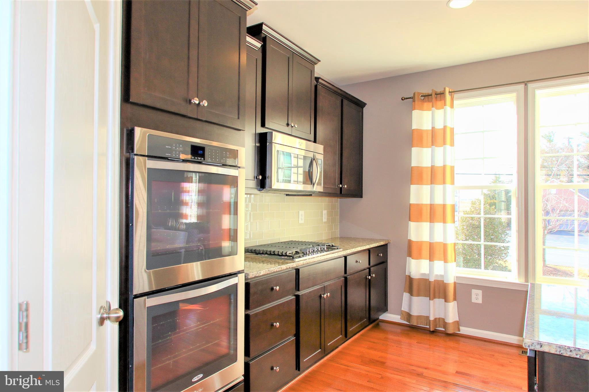 MAPLE VALLEY ESTATES - Residential