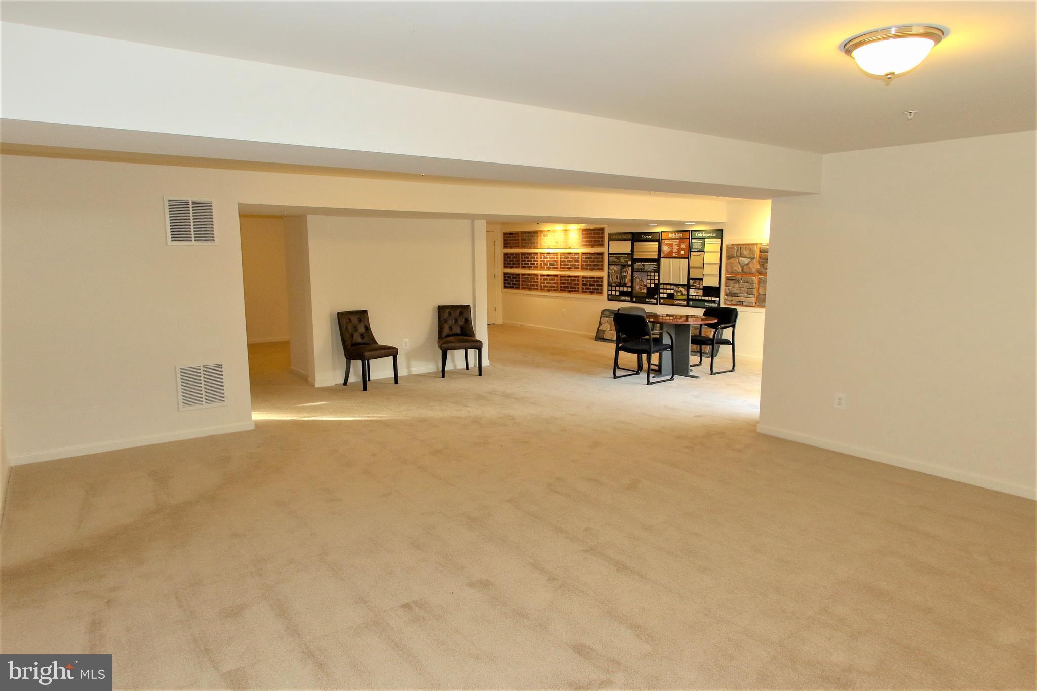 MAPLE VALLEY ESTATES - Residential