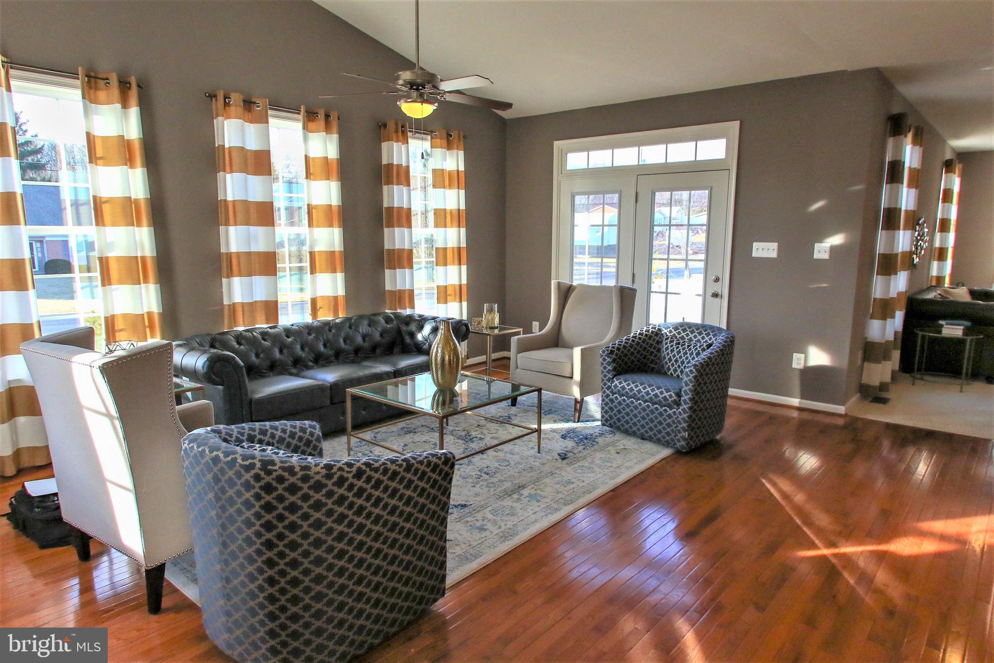 MAPLE VALLEY ESTATES - Residential