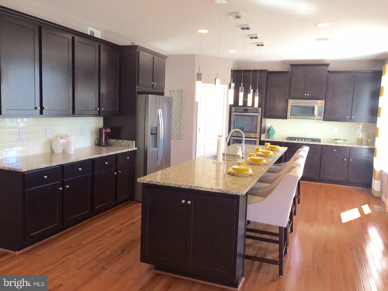 MAPLE VALLEY ESTATES - Residential