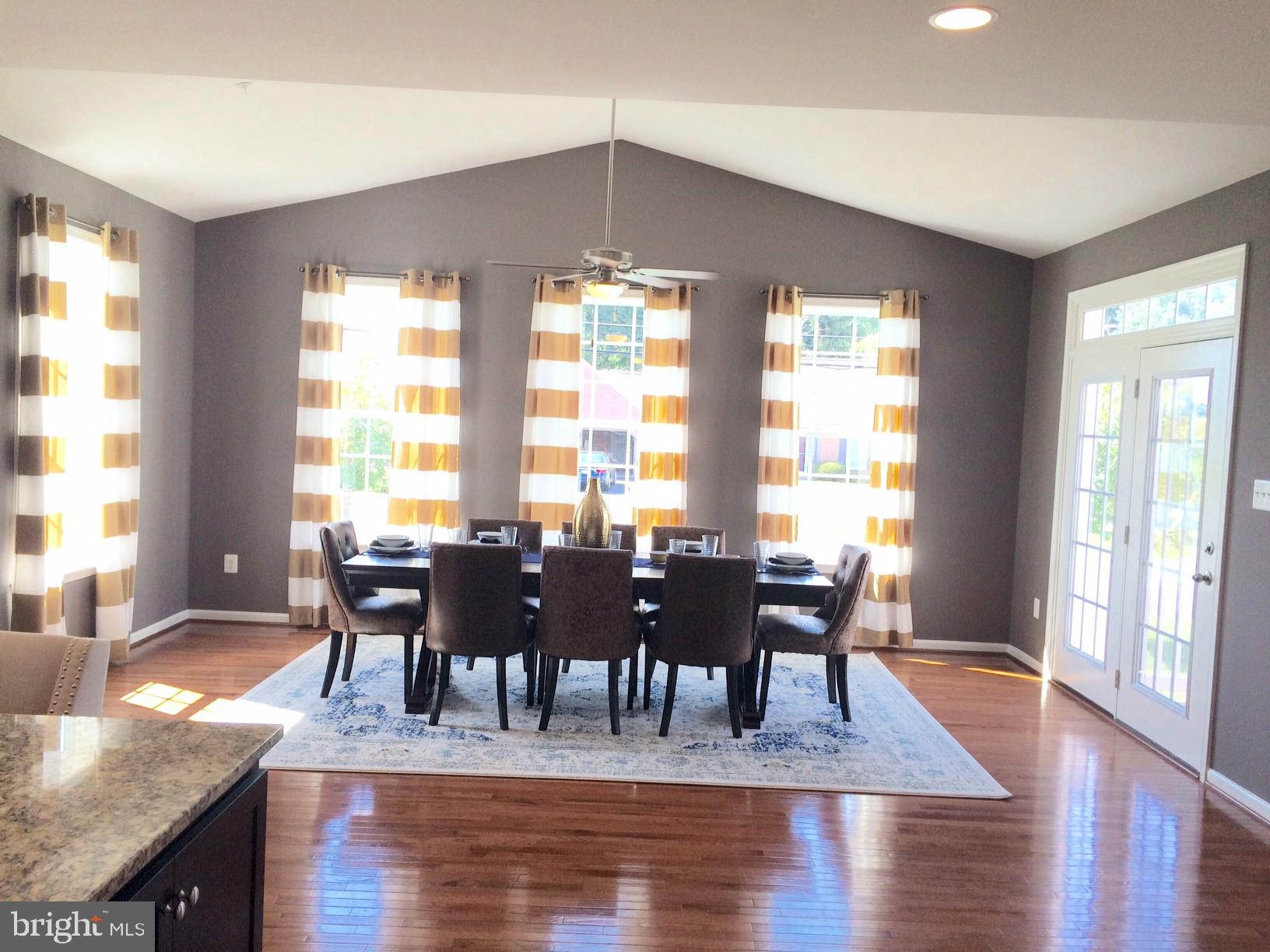 MAPLE VALLEY ESTATES - Residential