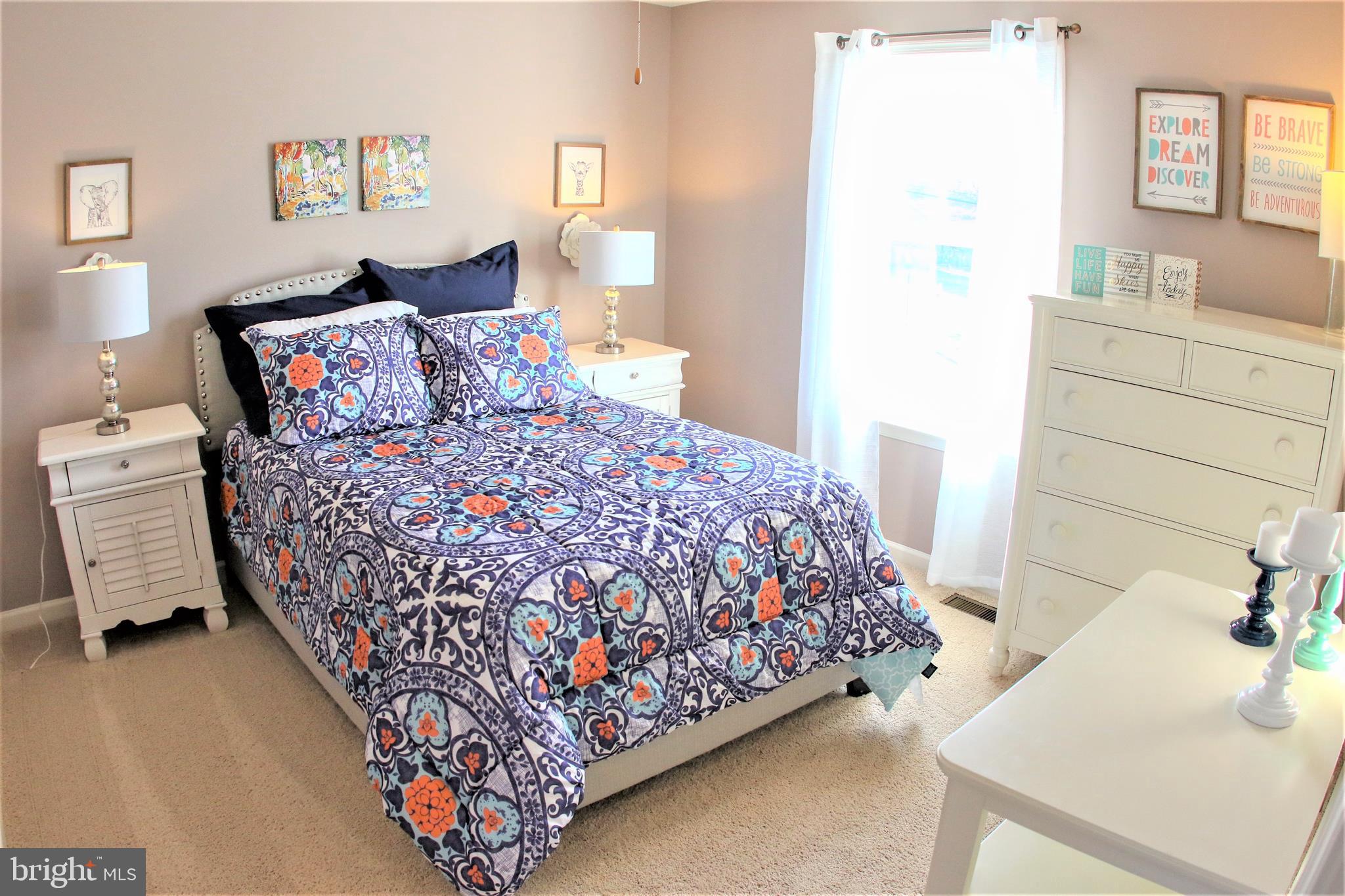 MAPLE VALLEY ESTATES - Residential