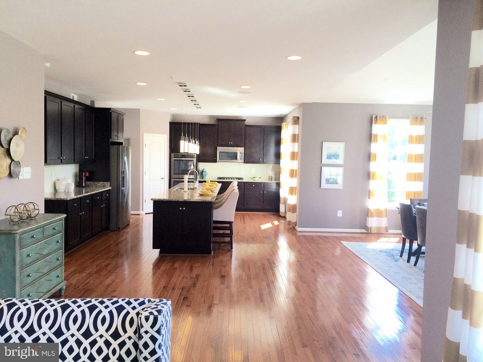 MAPLE VALLEY ESTATES - Residential