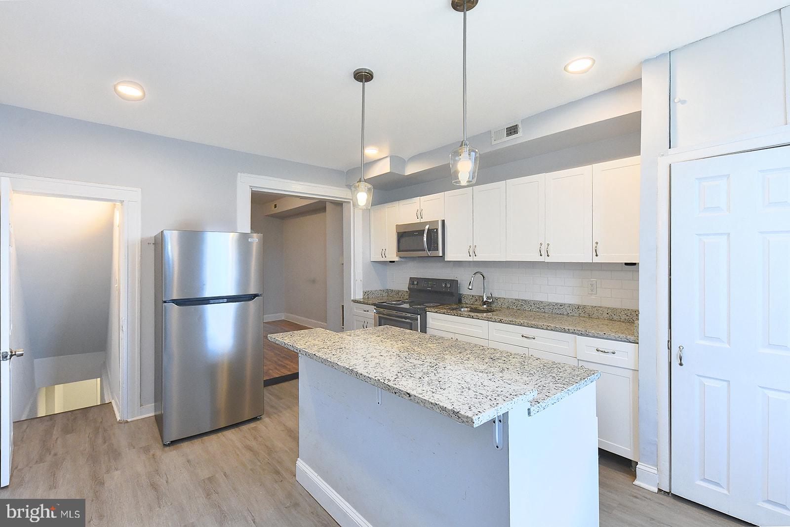 CLIFTON PARK - Residential