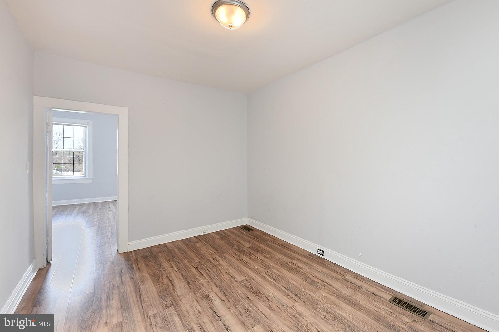 CLIFTON PARK - Residential